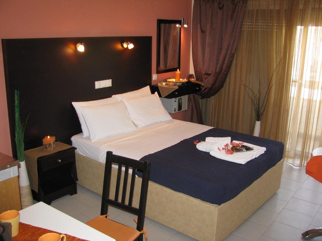 Villa Kokkinos Potos Kamer foto